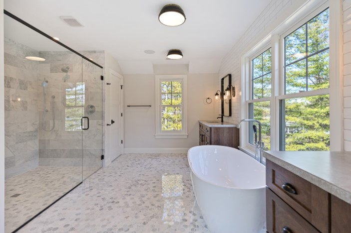 4 Curbless Shower Ideas That Let the Tile Steal the Show